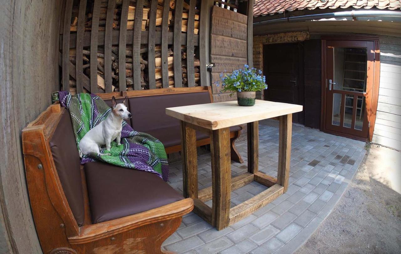 Ventspils Garden House Apartamento Exterior foto